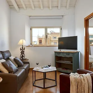 Apartment Lodgingmalaga Plaza Constitucion, Málaga